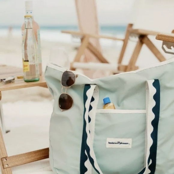 Cooler - Picture 4 of 4